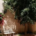 Diogo's Alcantara I By Mycelia Διαμέρισμα