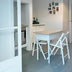 Diogo's Alcantara I By Mycelia Apartmán Lisboa